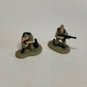 Vintage Micro Machines Military Soldiers Lot of 2 Army Mini Men Tan Galoob Toys